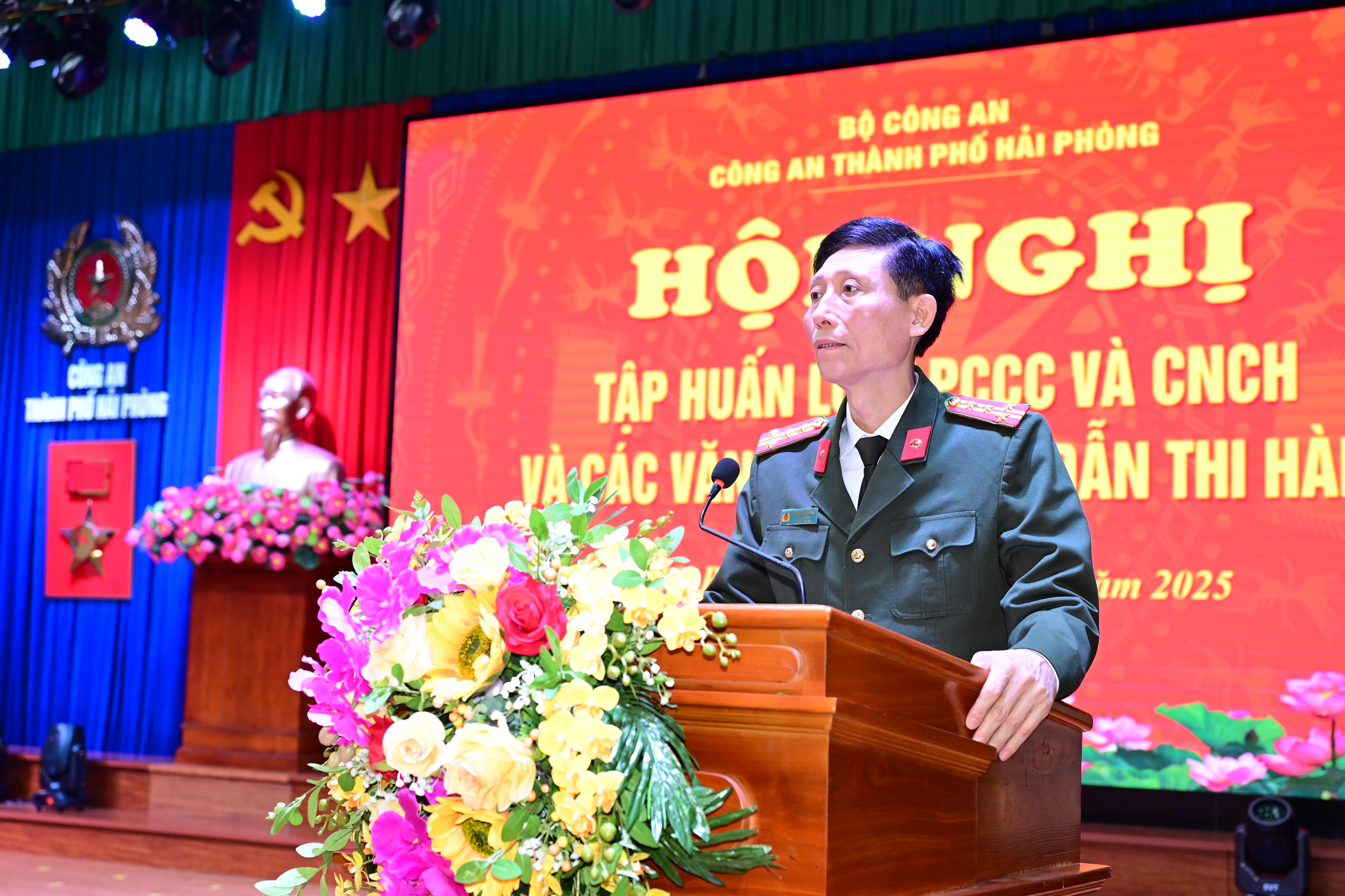 Quán triệt, phổ biến Luật PCCC và CNCH số 55/2024/QH15 và các văn bản hướng dẫn thi hành năm 2025